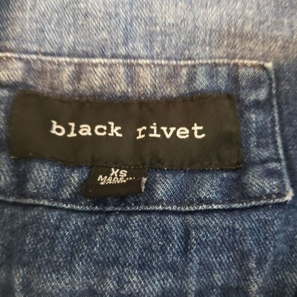 Black Rivet Jean Jacket Size XS Detachable Hood - Picture 5 of 5